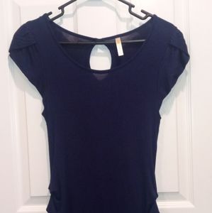 Blue short sleeve top